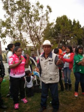 Imágenes para rendir homenaje a persona finada, estas pueden variar en su contenido.