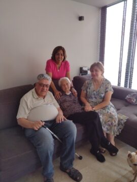 Imágenes para rendir homenaje a persona finada, estas pueden variar en su contenido.