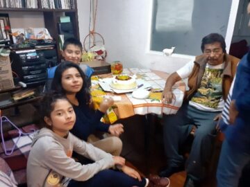 Imágenes para rendir homenaje a persona finada, estas pueden variar en su contenido.