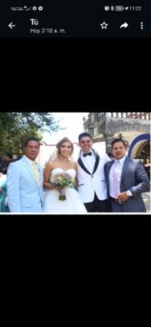 Imágenes para rendir homenaje a persona finada, estas pueden variar en su contenido.