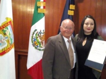 Imágenes para rendir homenaje a persona finada, estas pueden variar en su contenido.