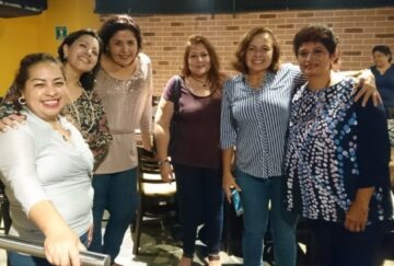 Imágenes para rendir homenaje a persona finada, estas pueden variar en su contenido.