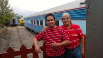 Imágenes para rendir homenaje a persona finada, estas pueden variar en su contenido.