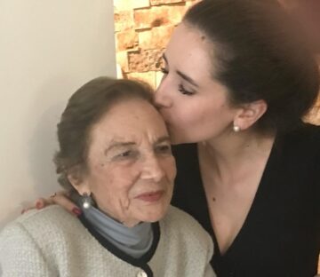 Imágenes para rendir homenaje a persona finada, estas pueden variar en su contenido.