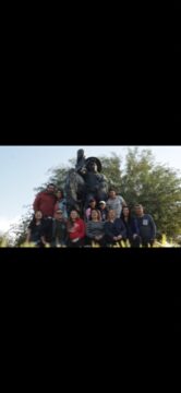 Imágenes para rendir homenaje a persona finada, estas pueden variar en su contenido.
