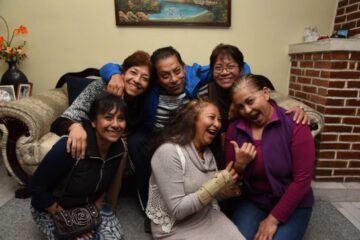 Imágenes para rendir homenaje a persona finada, estas pueden variar en su contenido.