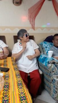 Imágenes para rendir homenaje a persona finada, estas pueden variar en su contenido.