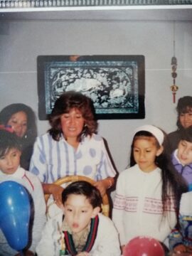 Imágenes para rendir homenaje a persona finada, estas pueden variar en su contenido.