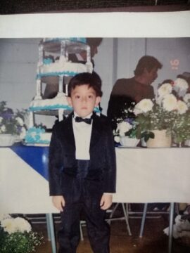 Imágenes para rendir homenaje a persona finada, estas pueden variar en su contenido.