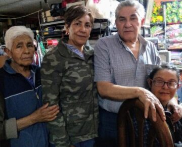 Imágenes para rendir homenaje a persona finada, estas pueden variar en su contenido.