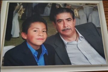 Imágenes para rendir homenaje a persona finada, estas pueden variar en su contenido.
