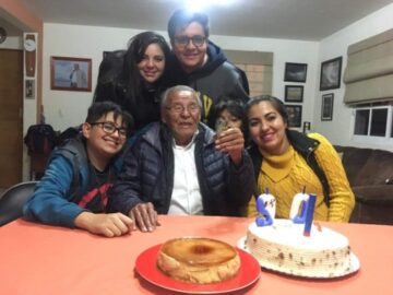 Imágenes para rendir homenaje a persona finada, estas pueden variar en su contenido.