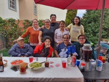 Imágenes para rendir homenaje a persona finada, estas pueden variar en su contenido.