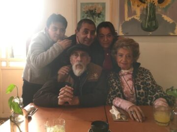 Imágenes para rendir homenaje a persona finada, estas pueden variar en su contenido.