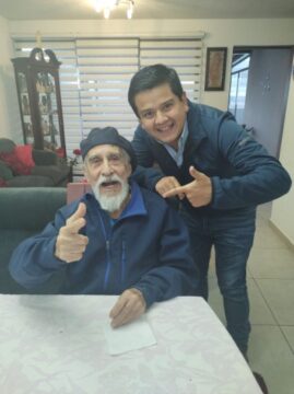 Imágenes para rendir homenaje a persona finada, estas pueden variar en su contenido.