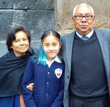 Imágenes para rendir homenaje a persona finada, estas pueden variar en su contenido.