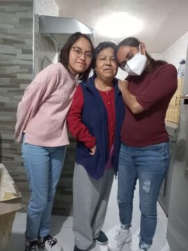 Imágenes para rendir homenaje a persona finada, estas pueden variar en su contenido.