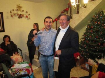 Imágenes para rendir homenaje a persona finada, estas pueden variar en su contenido.