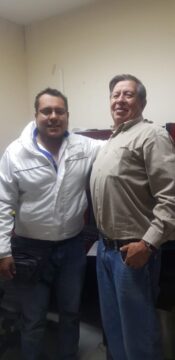 Imágenes para rendir homenaje a persona finada, estas pueden variar en su contenido.