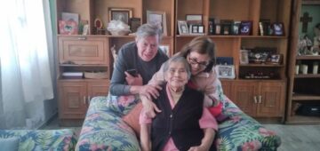 Imágenes para rendir homenaje a persona finada, estas pueden variar en su contenido.