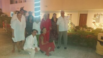 Imágenes para rendir homenaje a persona finada, estas pueden variar en su contenido.