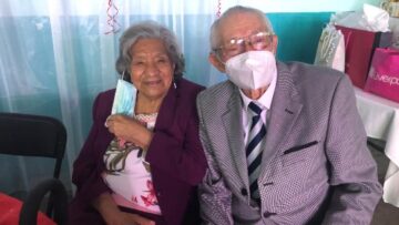 Imágenes para rendir homenaje a persona finada, estas pueden variar en su contenido.
