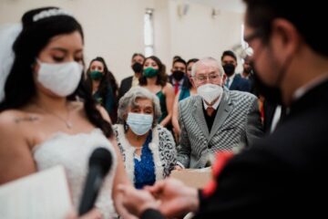 Imágenes para rendir homenaje a persona finada, estas pueden variar en su contenido.