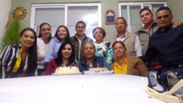 Imágenes para rendir homenaje a persona finada, estas pueden variar en su contenido.