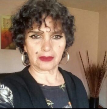 Imágenes para rendir homenaje a persona finada, estas pueden variar en su contenido.