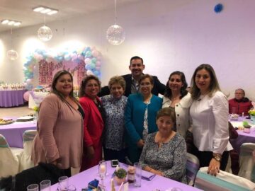 Imágenes para rendir homenaje a persona finada, estas pueden variar en su contenido.
