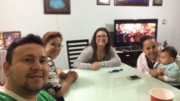 Imágenes para rendir homenaje a persona finada, estas pueden variar en su contenido.