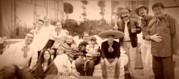 Imágenes para rendir homenaje a persona finada, estas pueden variar en su contenido.