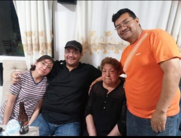 Imágenes para rendir homenaje a persona finada, estas pueden variar en su contenido.