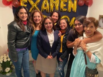 Imágenes para rendir homenaje a persona finada, estas pueden variar en su contenido.