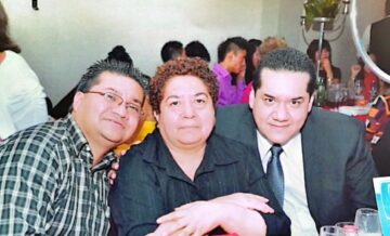Imágenes para rendir homenaje a persona finada, estas pueden variar en su contenido.