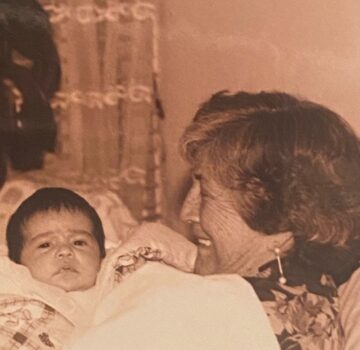 Imágenes para rendir homenaje a persona finada, estas pueden variar en su contenido.