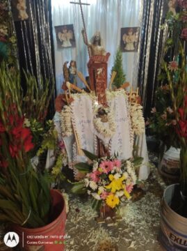 Imágenes para rendir homenaje a persona finada, estas pueden variar en su contenido.