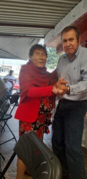 Imágenes para rendir homenaje a persona finada, estas pueden variar en su contenido.