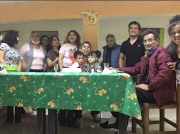 Imágenes para rendir homenaje a persona finada, estas pueden variar en su contenido.