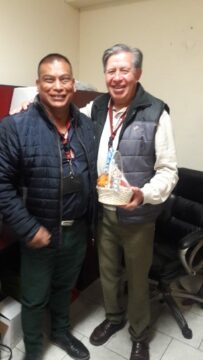 Imágenes para rendir homenaje a persona finada, estas pueden variar en su contenido.