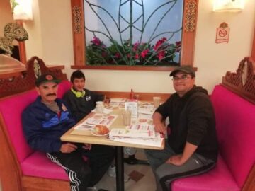 Imágenes para rendir homenaje a persona finada, estas pueden variar en su contenido.