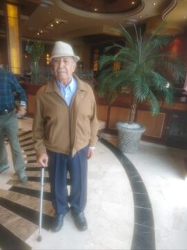 Imágenes para rendir homenaje a persona finada, estas pueden variar en su contenido.