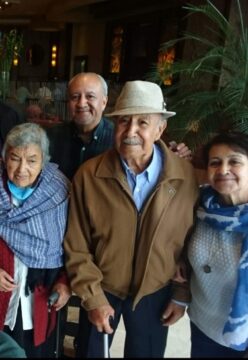 Imágenes para rendir homenaje a persona finada, estas pueden variar en su contenido.