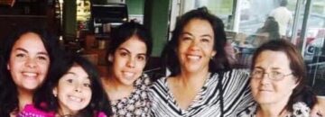 Imágenes para rendir homenaje a persona finada, estas pueden variar en su contenido.