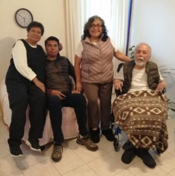 Imágenes para rendir homenaje a persona finada, estas pueden variar en su contenido.