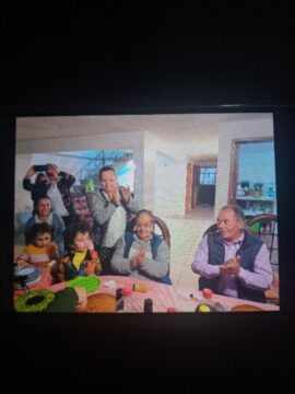 Imágenes para rendir homenaje a persona finada, estas pueden variar en su contenido.