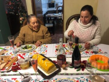Imágenes para rendir homenaje a persona finada, estas pueden variar en su contenido.