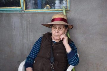 Imágenes para rendir homenaje a persona finada, estas pueden variar en su contenido.