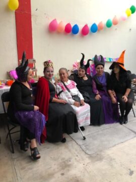Imágenes para rendir homenaje a persona finada, estas pueden variar en su contenido.