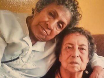 Imágenes para rendir homenaje a persona finada, estas pueden variar en su contenido.